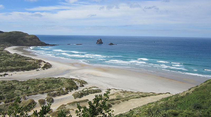 Sandfly Bay, © 2014, DJ Price.